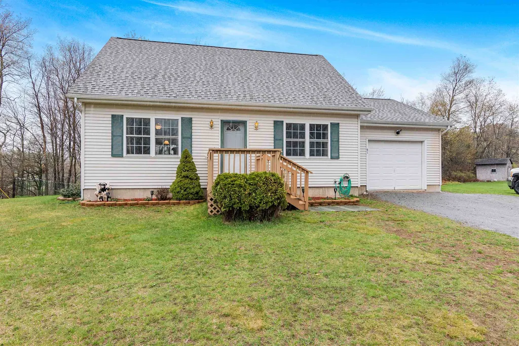 51 Meadow Brook Lane Fletcher VT 05444