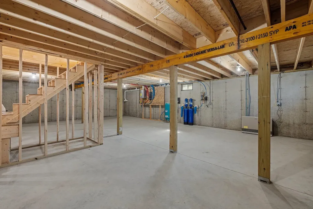 24 Melina's Way Thornton NH 03285