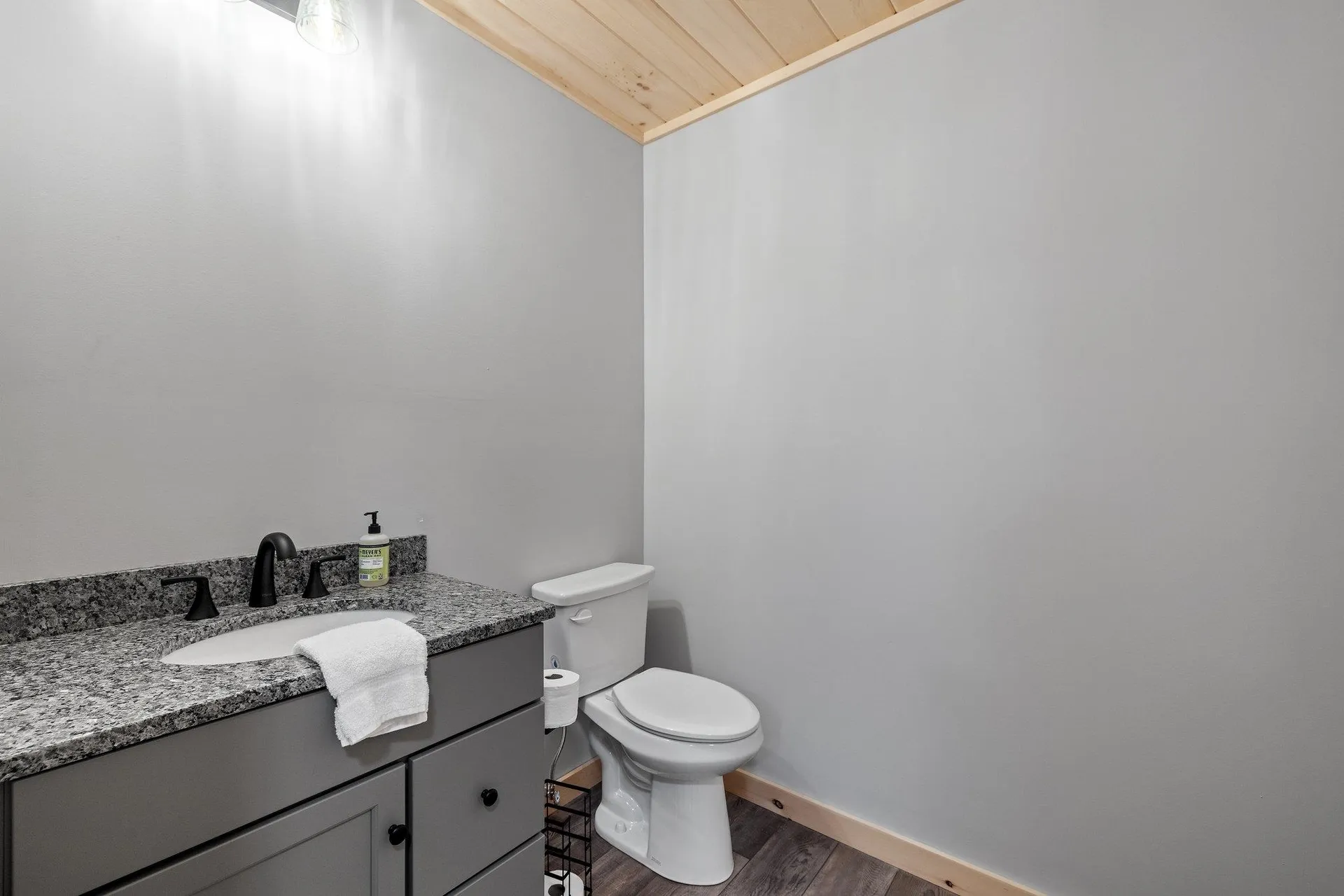 24 Melina's Way Thornton NH 03285