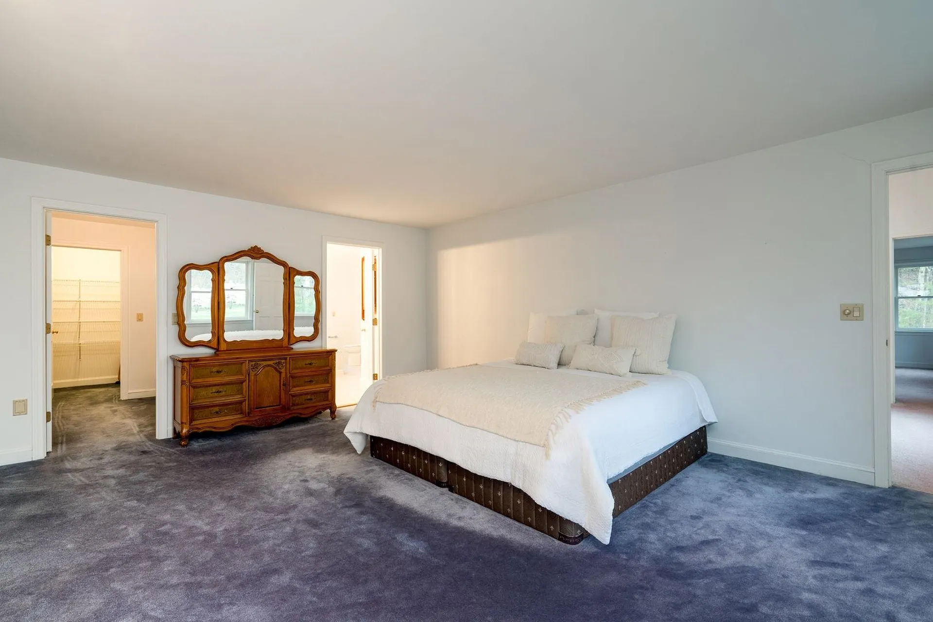 5 Hubbard Road Amherst NH 03031