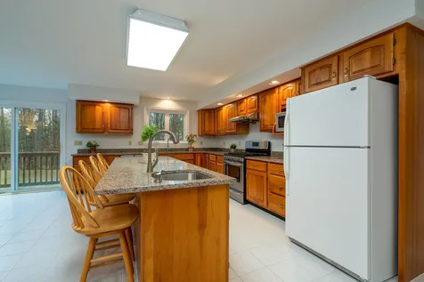 5 Hubbard Road Amherst NH 03031