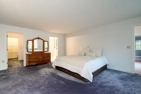 5 Hubbard Road Amherst NH 03031