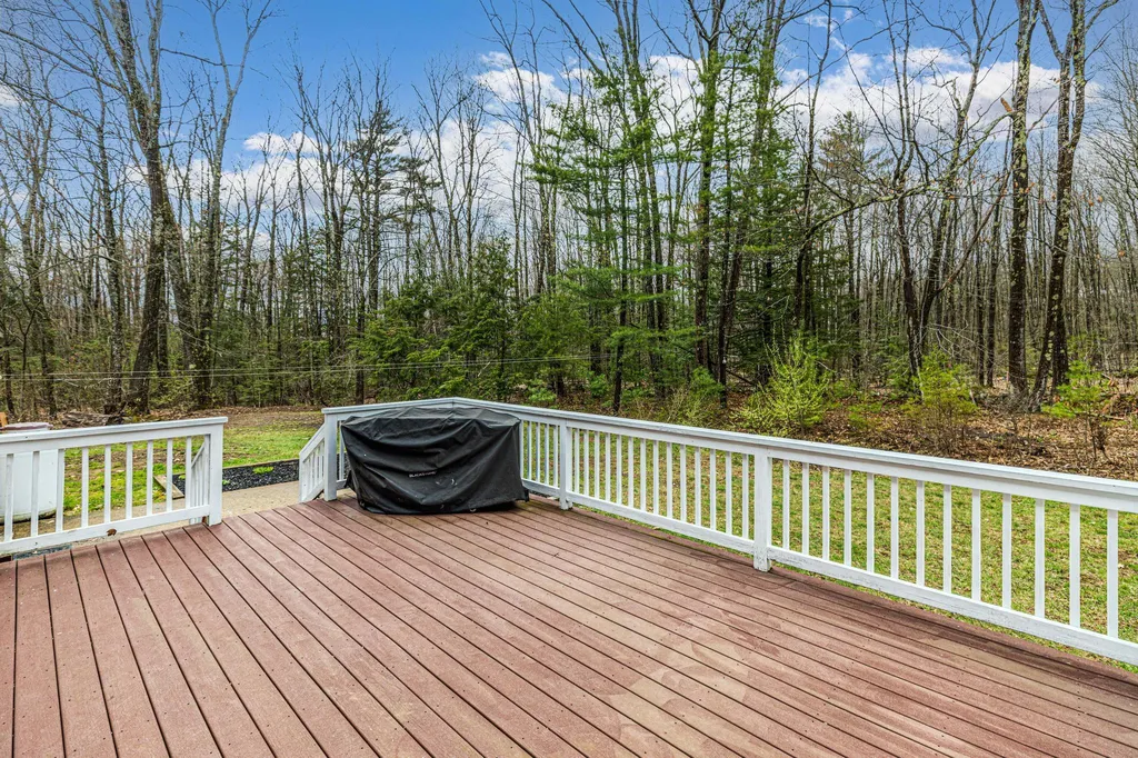 7 Laura Drive Rochester NH 03867