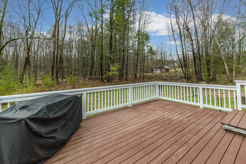7 Laura Drive Rochester NH 03867