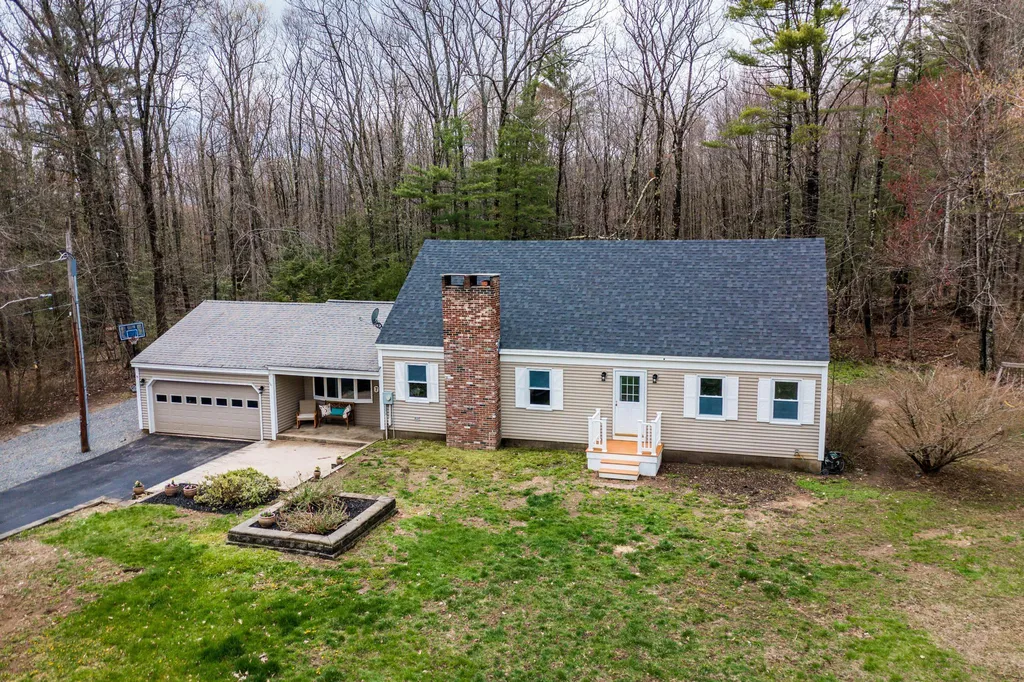 7 Laura Drive Rochester NH 03867