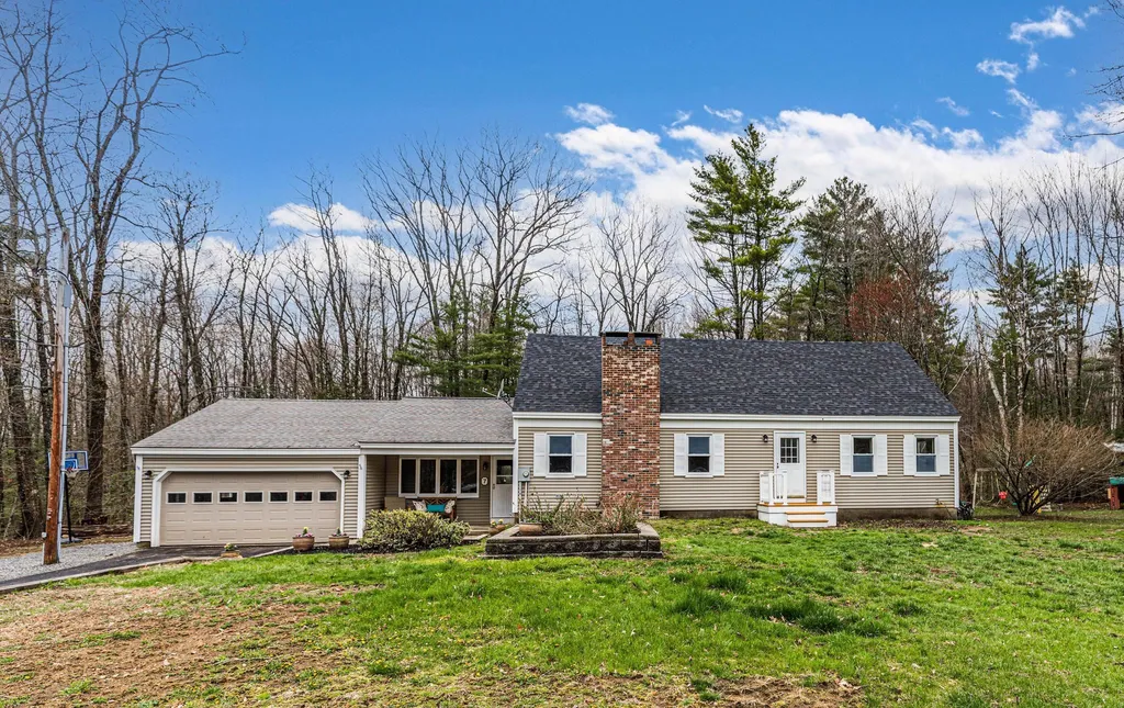 7 Laura Drive Rochester NH 03867