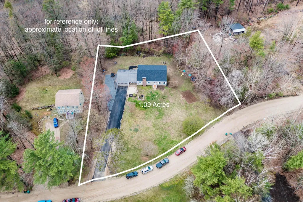 7 Laura Drive Rochester NH 03867
