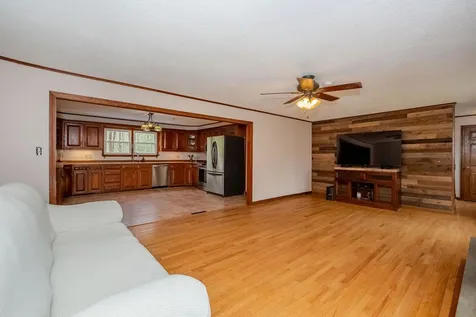 7 Laura Drive Rochester NH 03867