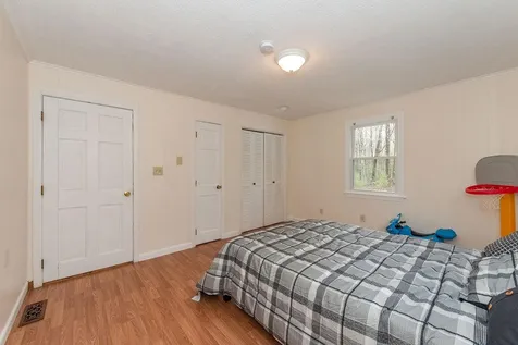 7 Laura Drive Rochester NH 03867