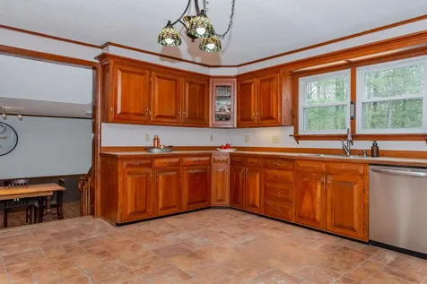 7 Laura Drive Rochester NH 03867