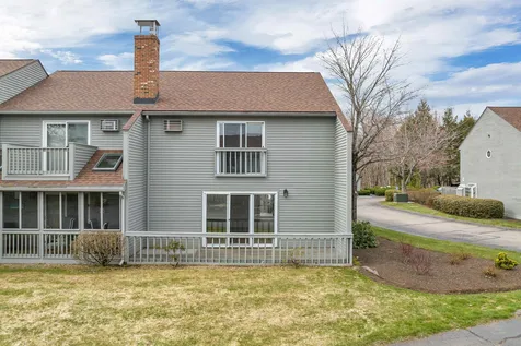 60 Weirs Road Gilford NH 03249