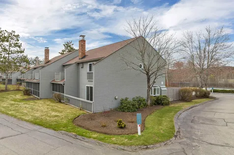 60 Weirs Road Gilford NH 03249
