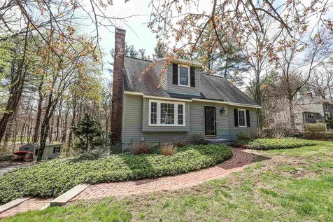 98 Beals Road Bedford NH 03110