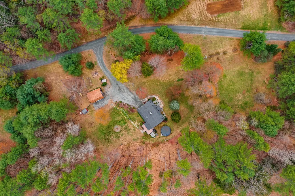 25 Town Line Drive Cornish NH 03745