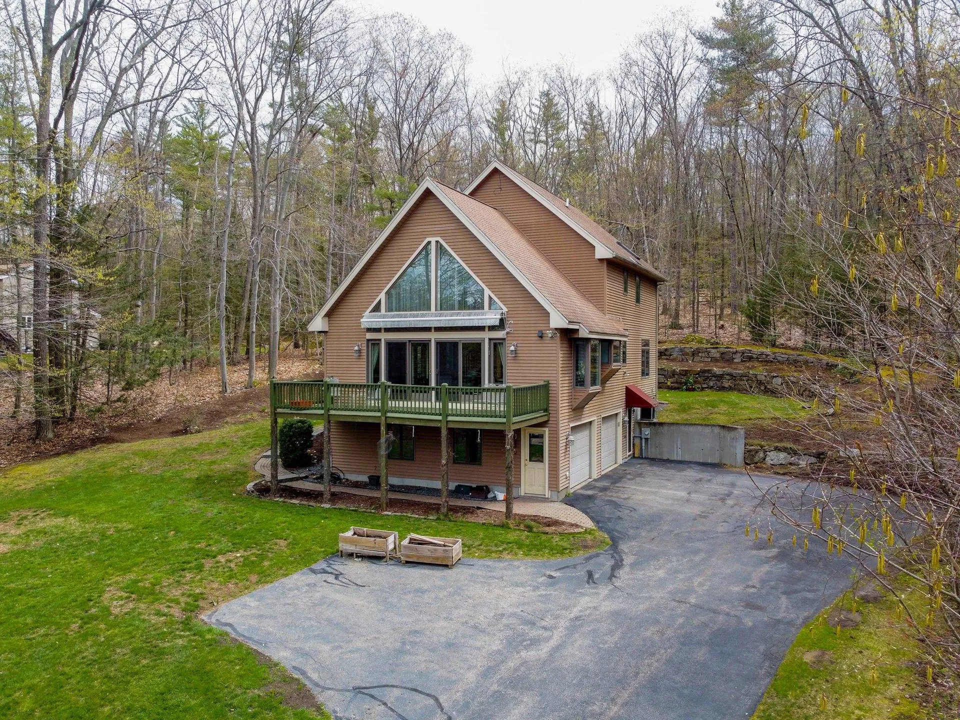 182 Mills Shore Drive Hampstead NH 03841