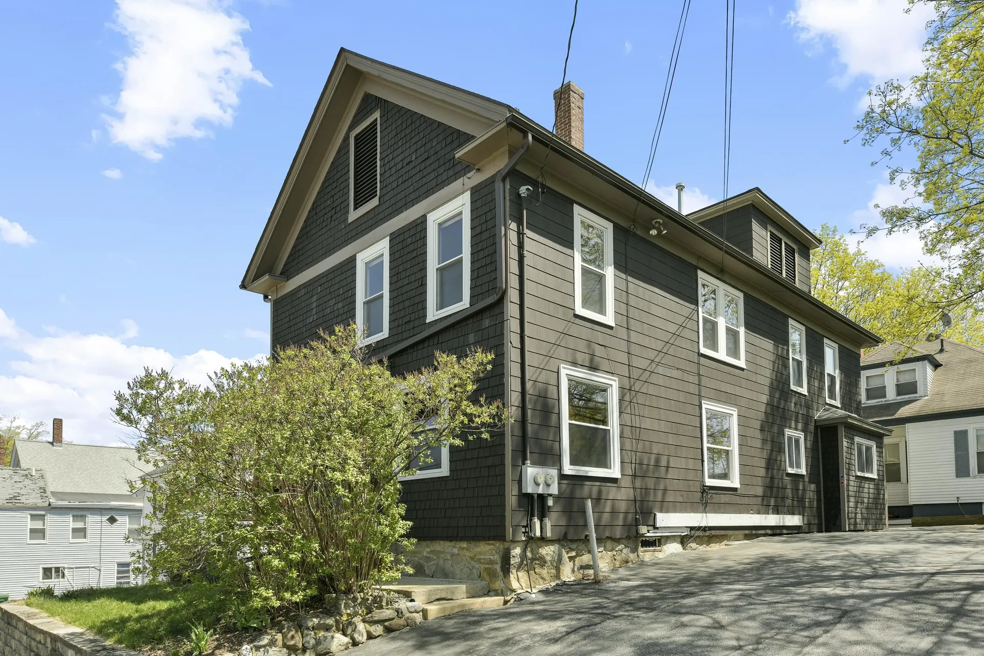 4 Bruce Street Nashua NH 03064