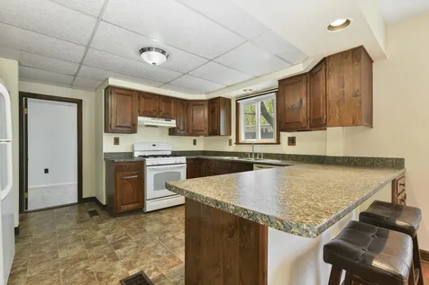 4 Bruce Street Nashua NH 03064