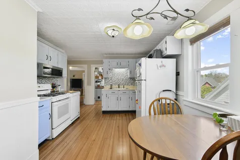 4 Bruce Street Nashua NH 03064