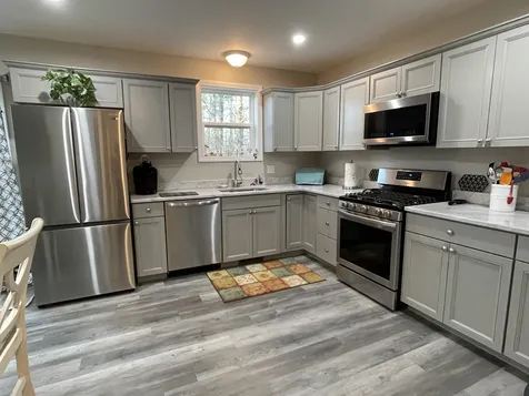 32 Barrington Circle Ossipee NH 03814