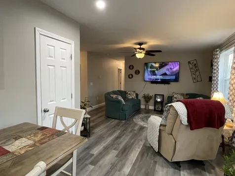 32 Barrington Circle Ossipee NH 03814