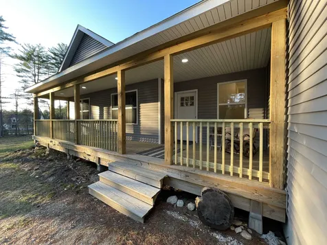 32 Barrington Circle Ossipee NH 03814