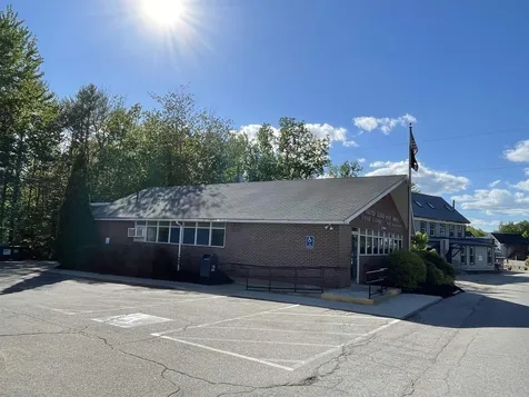 32 Barrington Circle Ossipee NH 03814