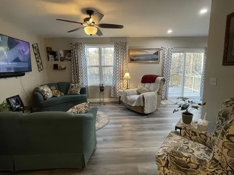 32 Barrington Circle Ossipee NH 03814