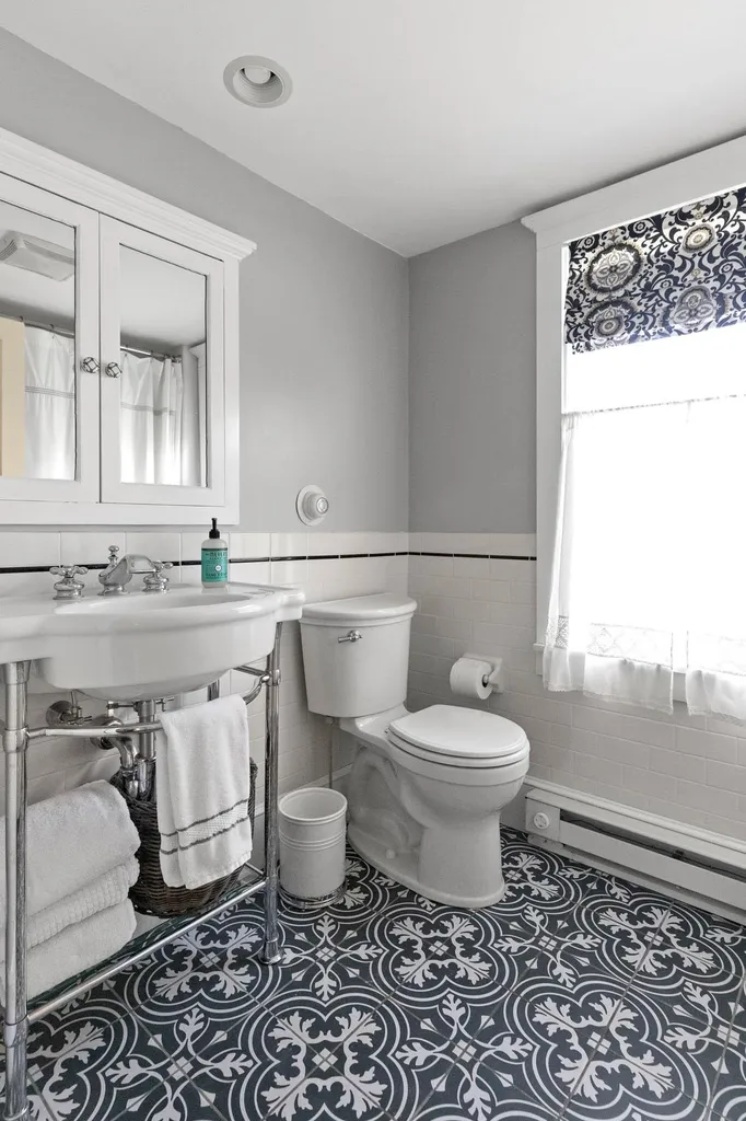 222 Winnacunnet Road Hampton NH 03842