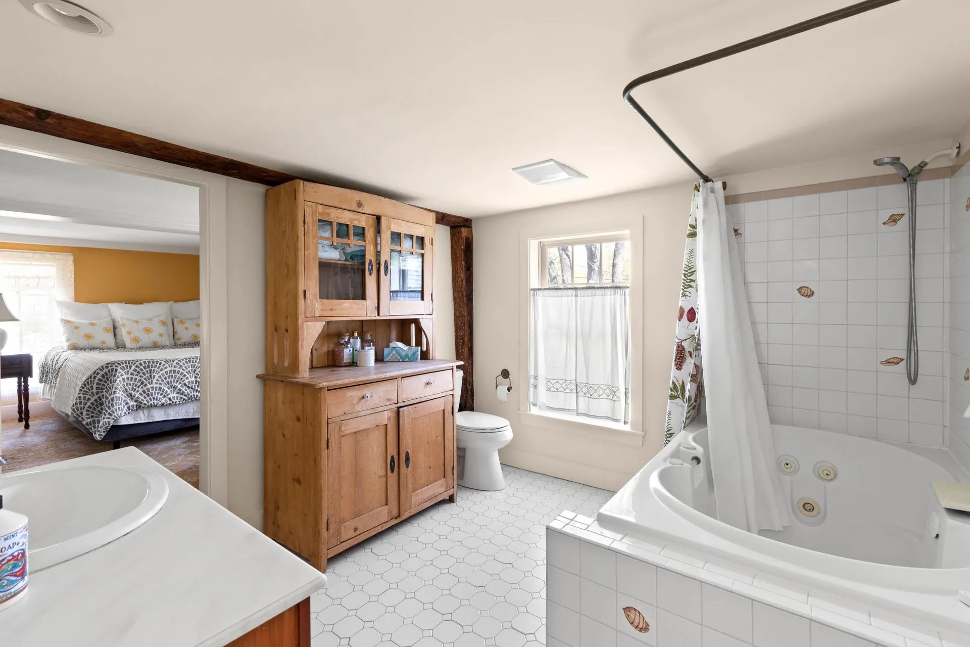 222 Winnacunnet Road Hampton NH 03842