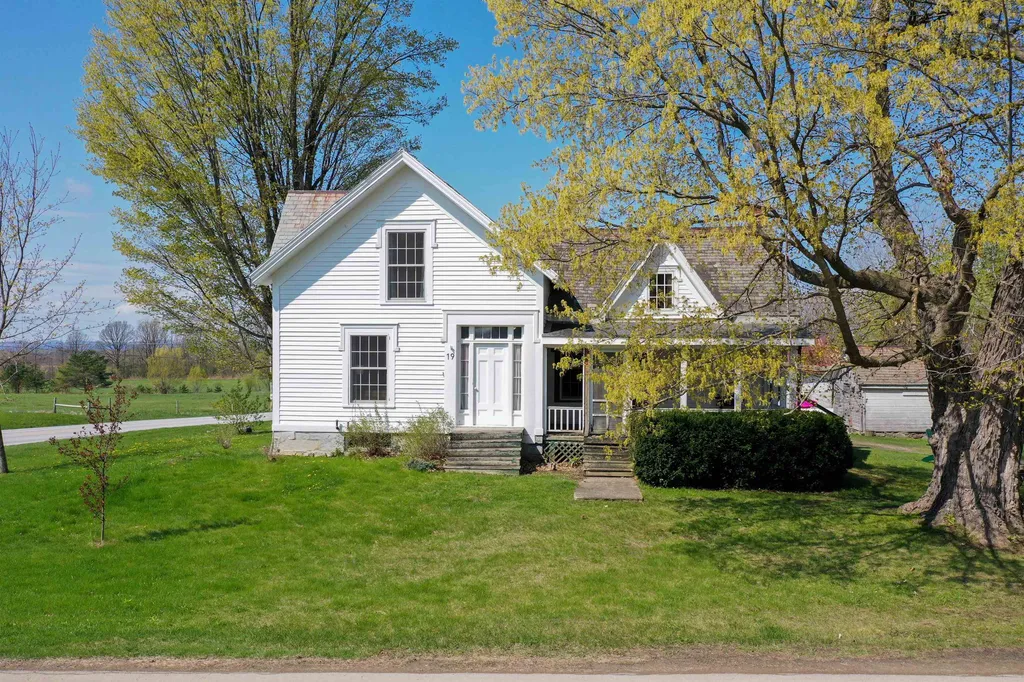 19 N. Bingham Street Cornwall VT 05753