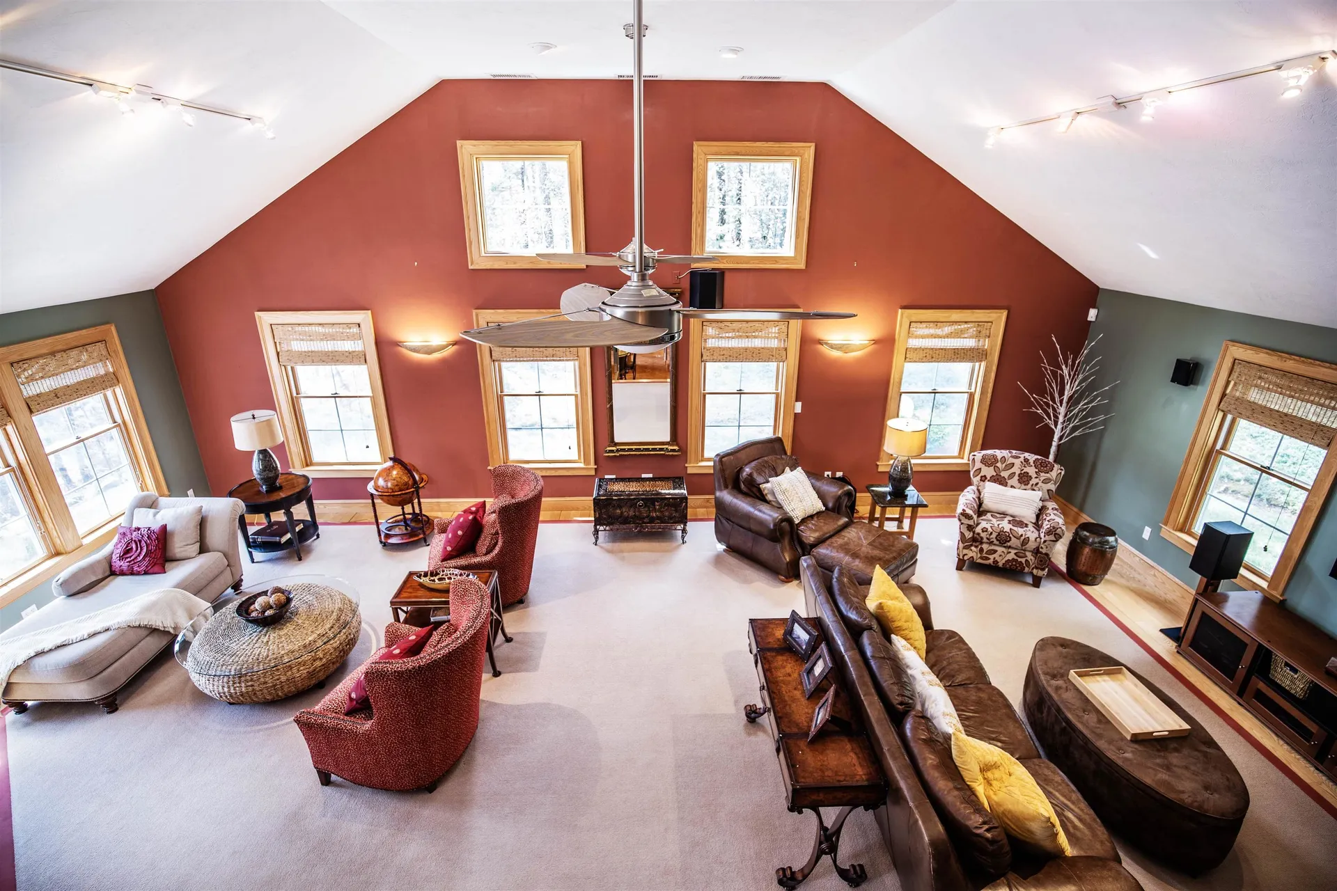 20 Victoria Drive Londonderry NH 03053