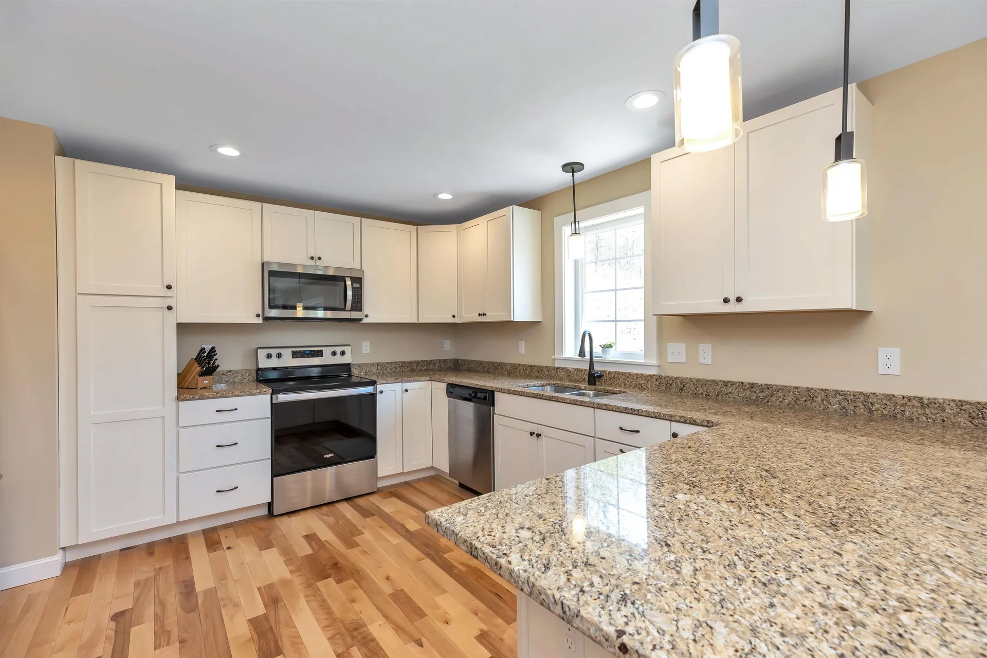 39 Calla Road Londonderry NH 03053
