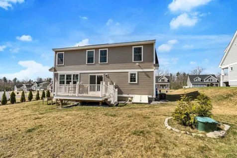 39 Calla Road Londonderry NH 03053