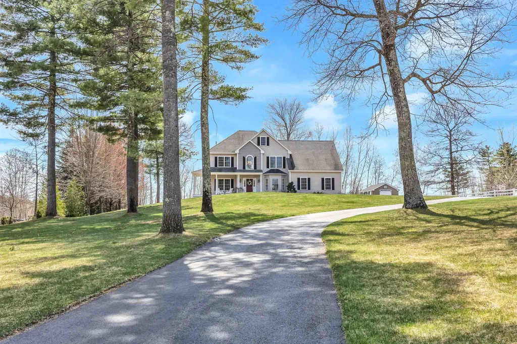 79 Long Hill Road Hollis NH 03049