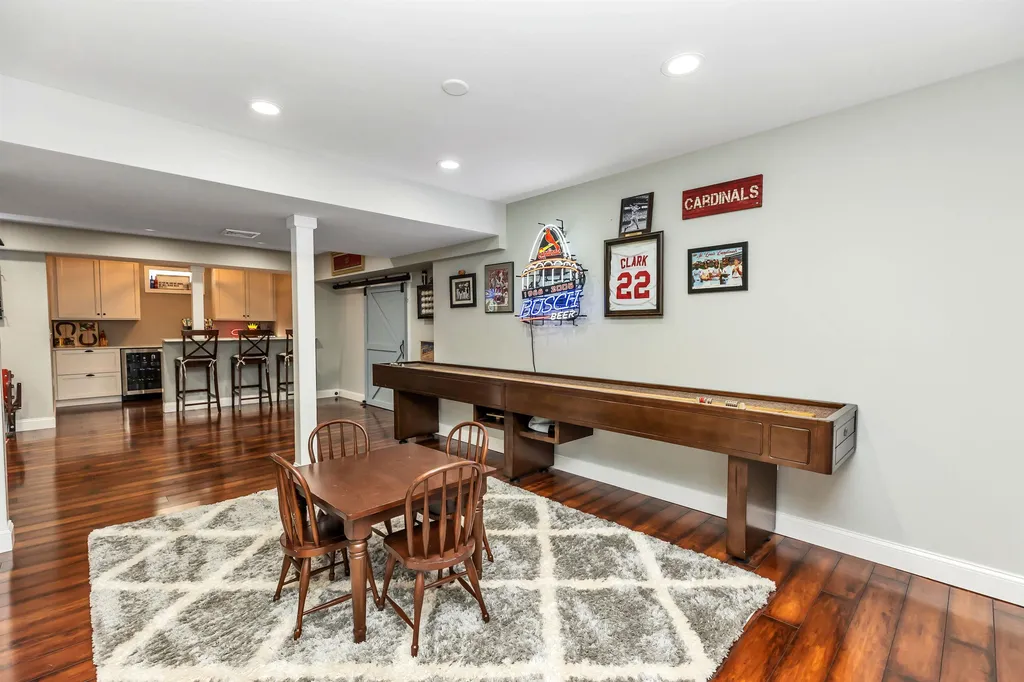79 Long Hill Road Hollis NH 03049