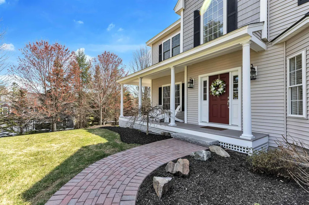 79 Long Hill Road Hollis NH 03049