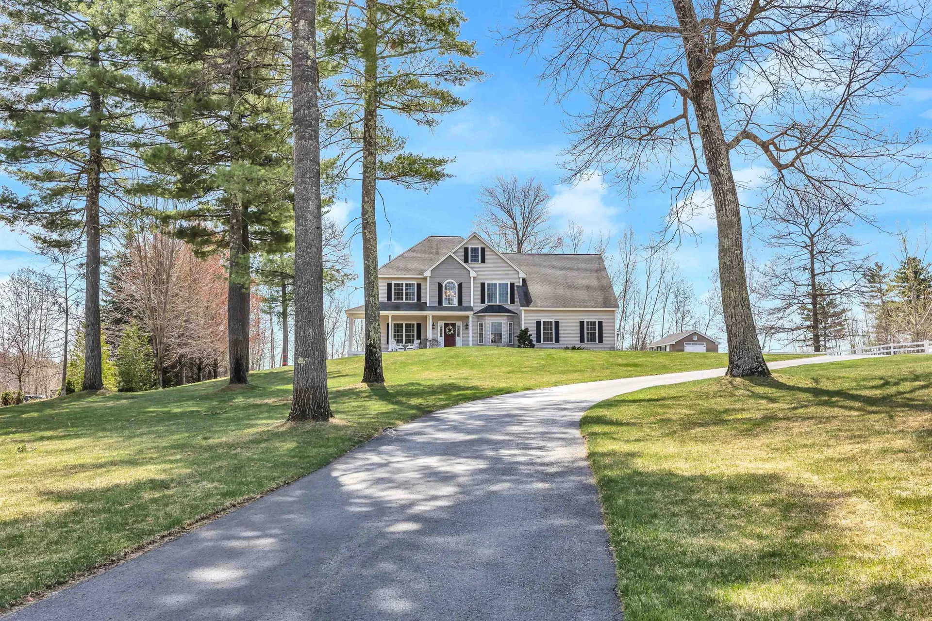 79 Long Hill Road Hollis NH 03049