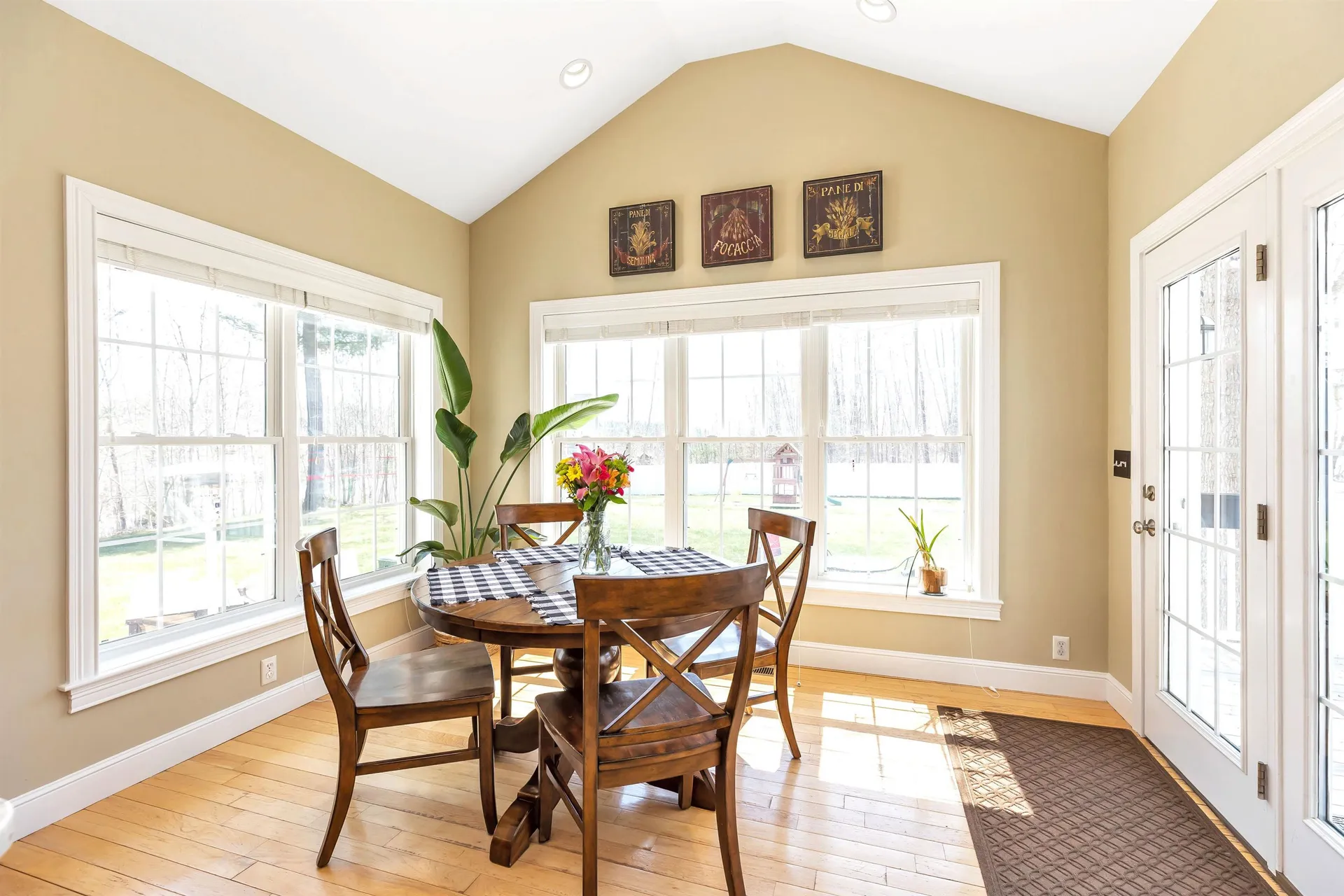 79 Long Hill Road Hollis NH 03049