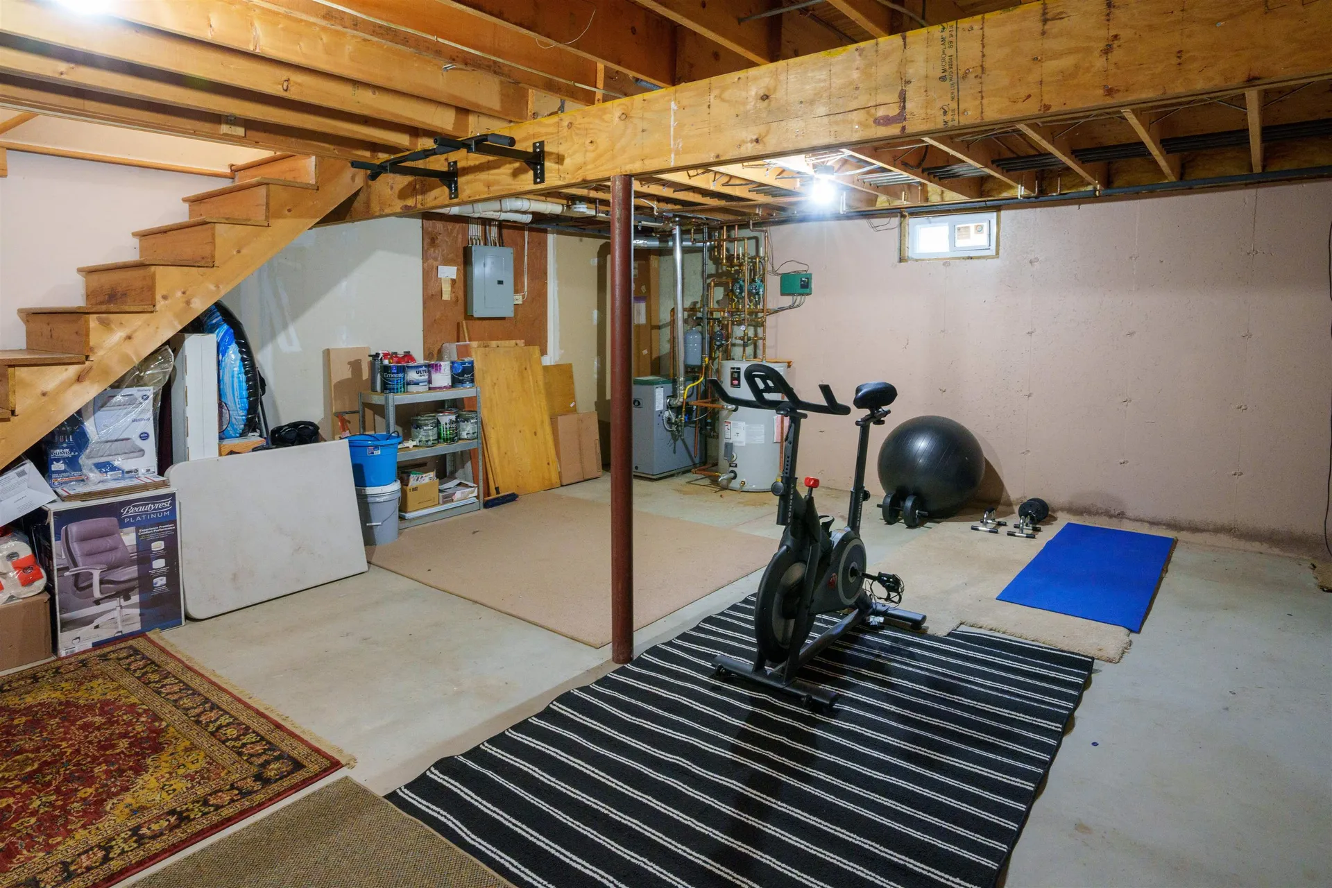 76 Colonial Drive Hartford VT 05001