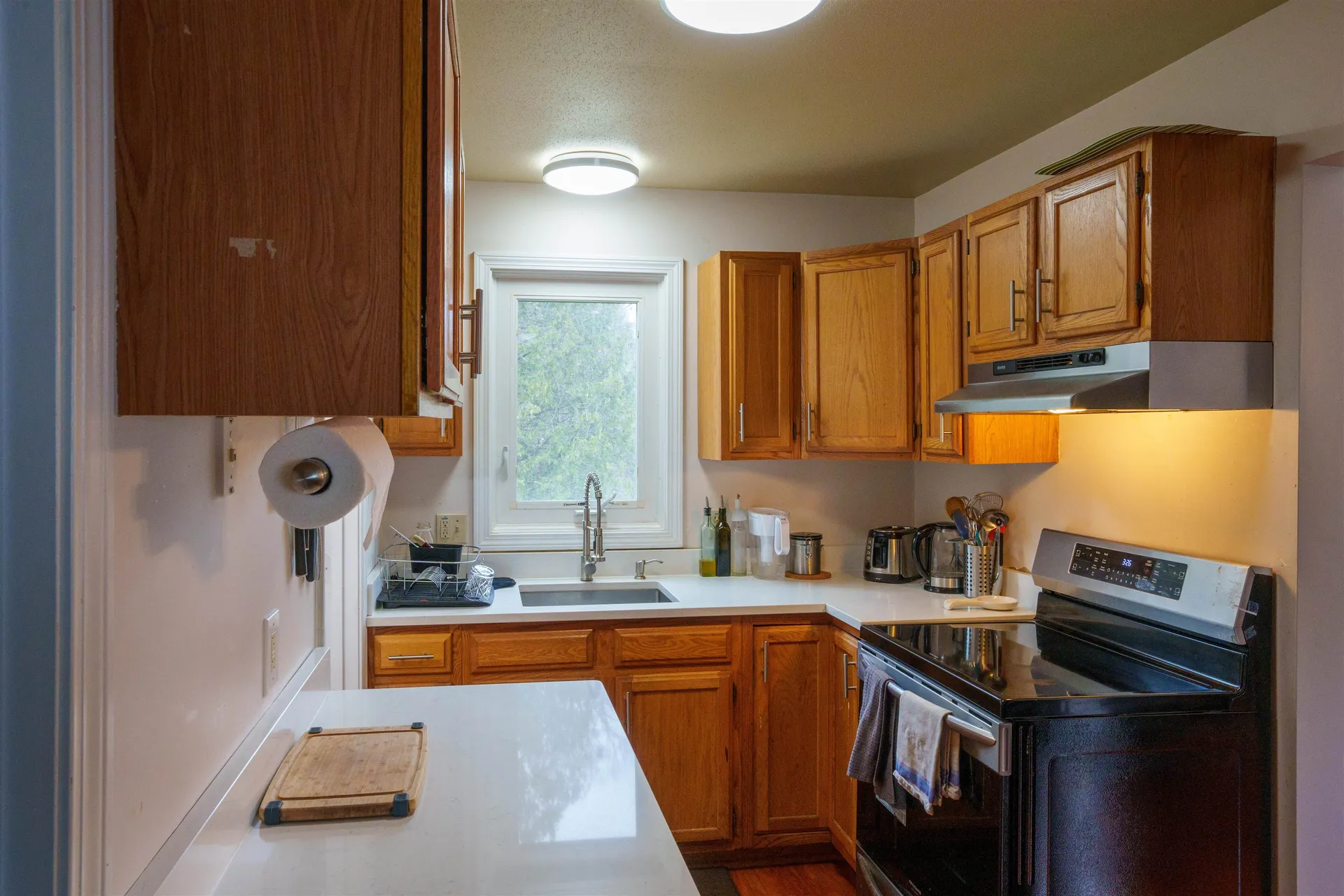 76 Colonial Drive Hartford VT 05001