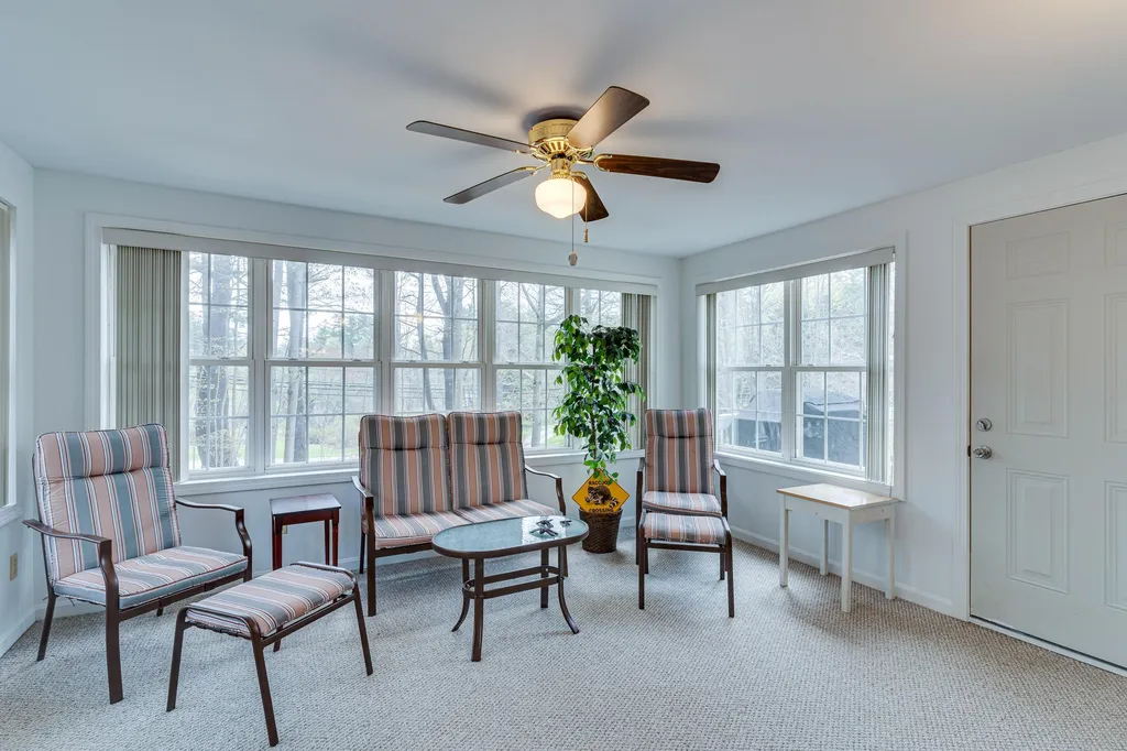 50 Lamprey Village Drive Epping NH 03042