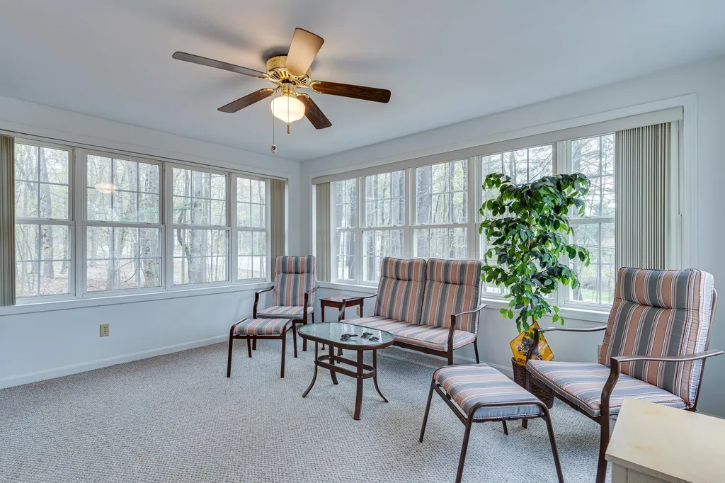 50 Lamprey Village Drive Epping NH 03042