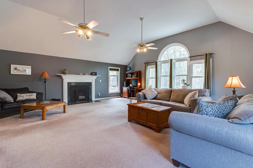 50 Lamprey Village Drive Epping NH 03042