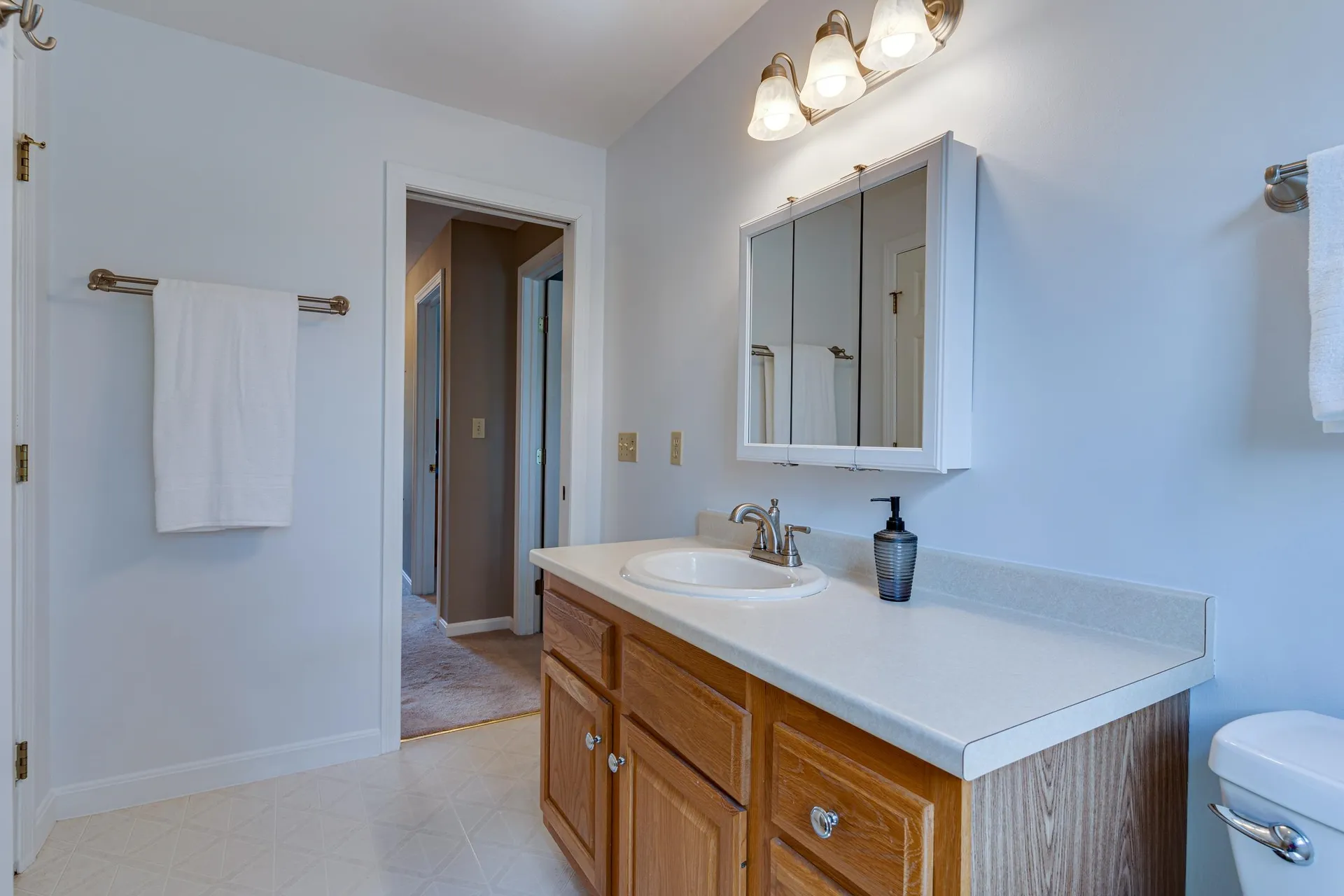 50 Lamprey Village Drive Epping NH 03042