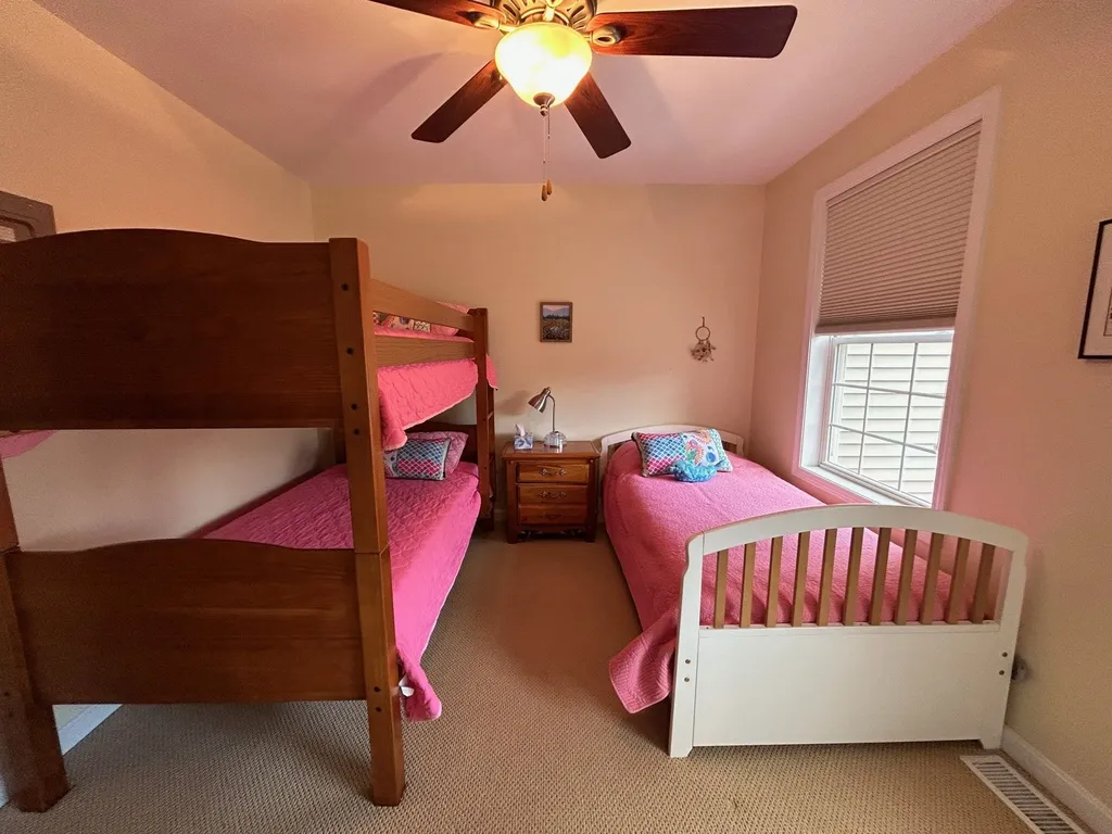 10 Dillon Way Laconia NH 03246