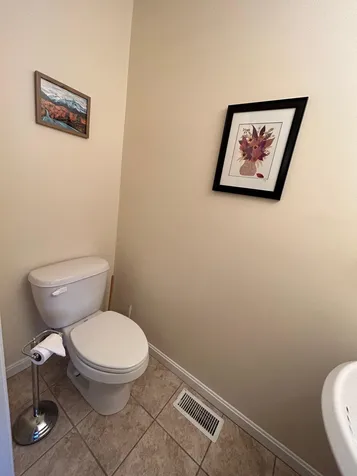 10 Dillon Way Laconia NH 03246