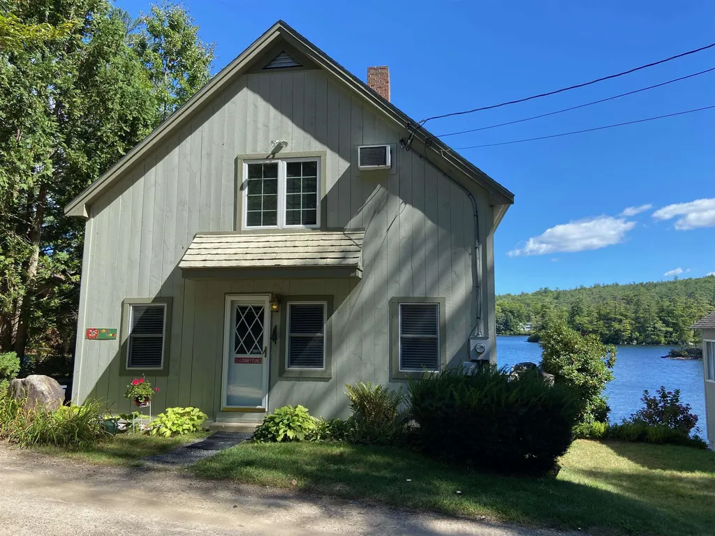 112 W Shore Road New Hampton NH 03256