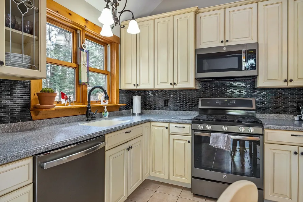3 Mones Folly Drive Dover NH 03820