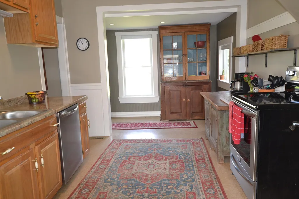 162 South Main Street Waterbury VT 05676