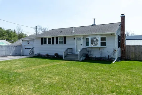 25 Hoyt Street Merrimack NH 03054